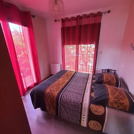 Le Voisin Toulousain 2 דירה *